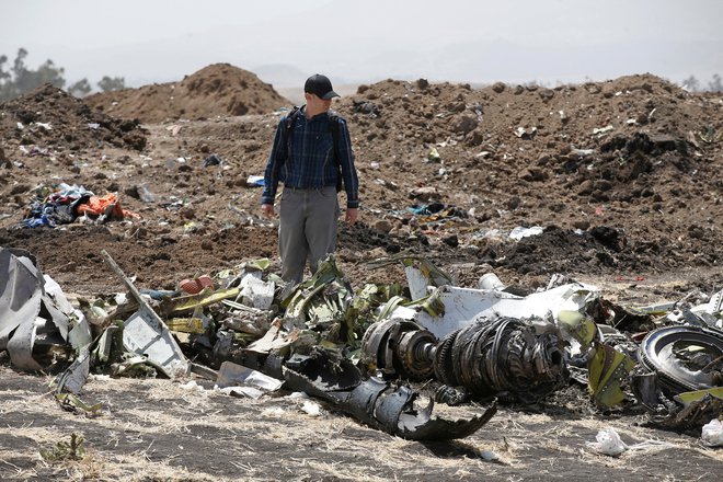 V letalski nesreči so umrli vsi potniki. FOTO: Baz Ratner/Reuters