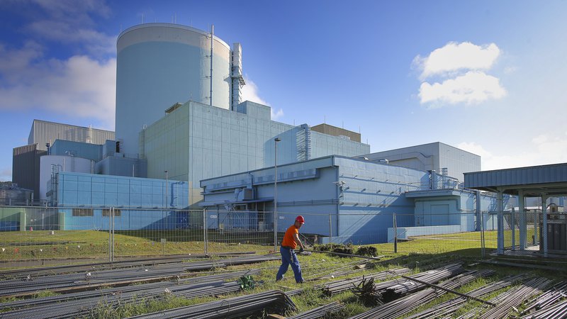 Fotografija: Jedrska elektrarna Krško: Arso mora ponovno odločati o njenem podaljšanju do 2043. FOTO: Jože Suhadolnik/Delo