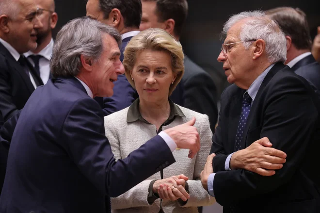 Vse je kazalo, da bodo pogajanja na izrednem vrhu o prihodnjem proračunu EU zapletena in dolga. FOTO: AFP