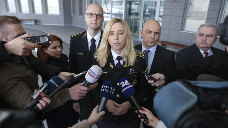 Fotografija: Tatjana Bobnar je glede sumov morebitnih kaznivih dejanj v primerih domnevnega vohunjenja poudarila, da predkazenski postopek vodijo zoper osebe izven policije. FOTO: Jože Suhadolnik/Delo