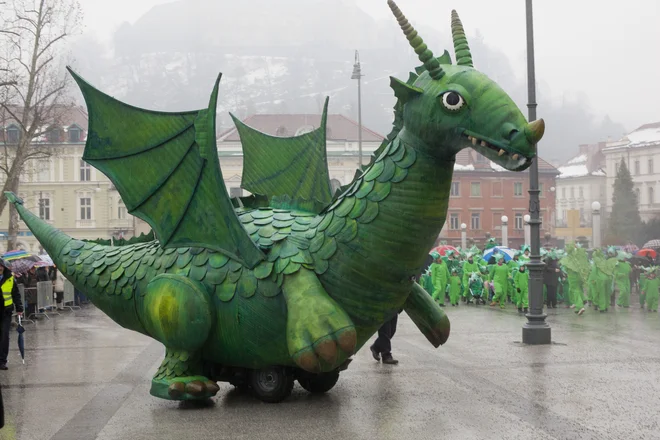 Zmajev karneval Ljubljana Foto Miha Fras