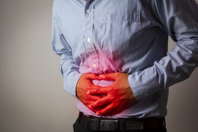 Zdravi ljudje naj bi odvajali od trikrat na dan do enkrat na tri dni. Foto: Shutterstock