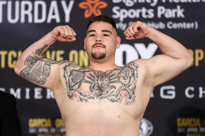 Andy Ruiz ml. (na fotografiji) pred obračunom z Anthonyjem Joshuo kar kipi od samozavesti. FOTO: AFP