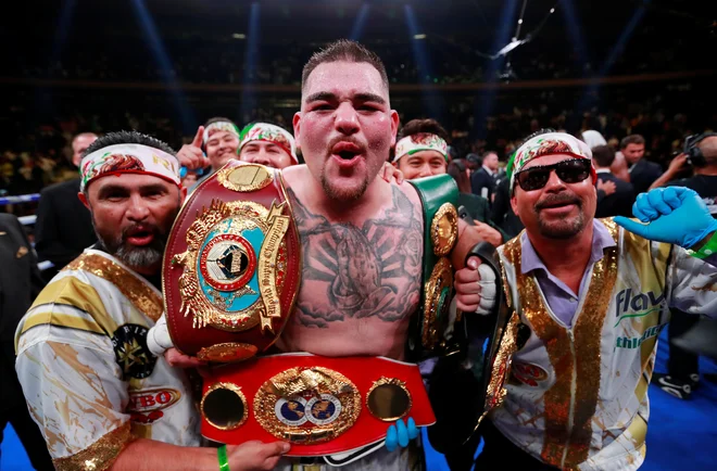 Andy Ruiz ml. je novi svetovni prvak v težki kategoriji po različicah IBF, WBA in WBO. FOTO: Reuters