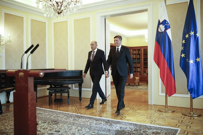Jutri se bodo morali vodje poslanskih skupin pred predsednikom republike Borutom Pahorjem izreči, ali lahko sestavijo novo vlado ali ne. Oči bodo še posebej uprte v SDS, ki pogajanja za novo koalicijo vodi. FOTO: Uroš Hočevar