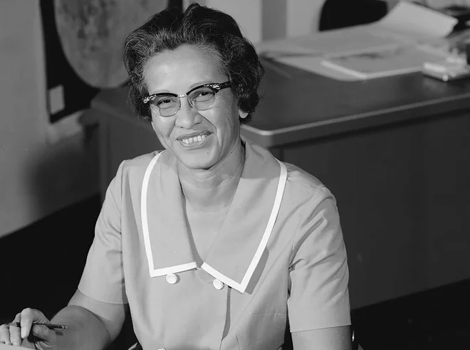 Talentirana matematičarka&nbsp;Katherine Johnson je pri Nasi analizirala in preverjala kompleksne aeronavtične podatke. FOTO: NASA/AFP