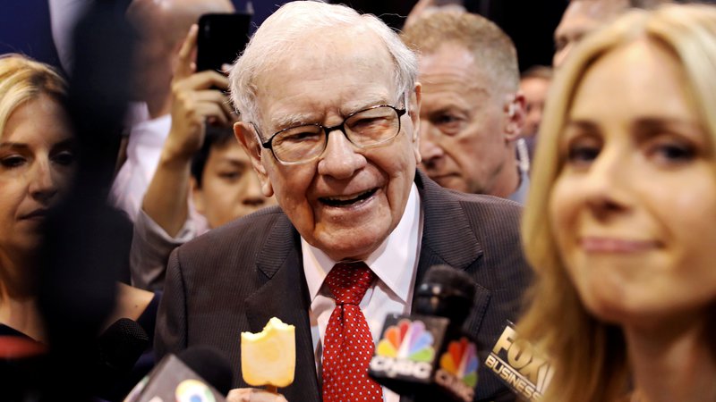 Fotografija: Zaradi Buffettove karizmatičnosti so njegovi nastopi vselej zelo priljubljeni. FOTO: Reuters