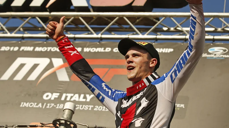 Fotografija: Tim Gajser je postal svetovni prvak v razredu MXGP. FOTO: Matej Družnik