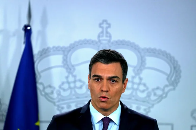 Španski premier Pedro Sánchez se zavezal, da bo njegova država Venezuelcem pomagala doseči »svobodo, blaginjo in sožitje«. FOTO: Reuters/Sergio Perez