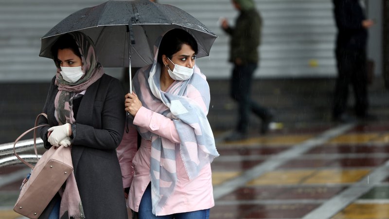 Fotografija: Glavnina okužb in smrti zaradi koronavirusa je prizadela iransko prestolnico Teheran. FOTO: Foto Wana News Agency/Reuters