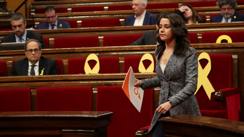 Fotografija: Inés Arrimadas, voditeljica katalonskih Ciutadans, že nekaj časa preganja rumene pentlje. FOTO: Reuters