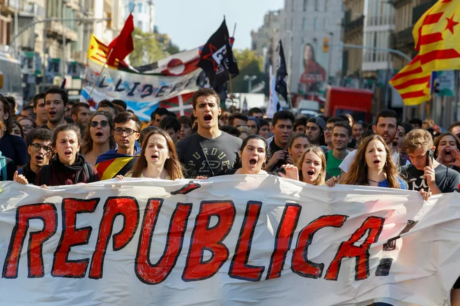 Katalonski 1. oktober leto pozneje. FOTO: Enrique Calvo/Reuters