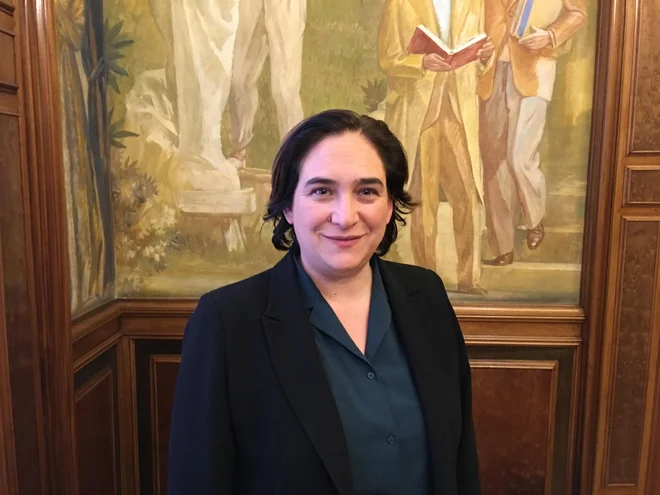 Županja Barcelone Ada Colau se bo na majskih volitvah potegovala za drugi mandat na čelu katalonske prestolnice. FOTO: Gašper Završnik