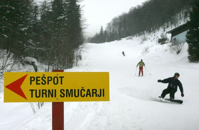 Večja nevarnost proženja snežnih plazov je na območju Zelenice. FOTO: Marko Feist/Slovenske novice
