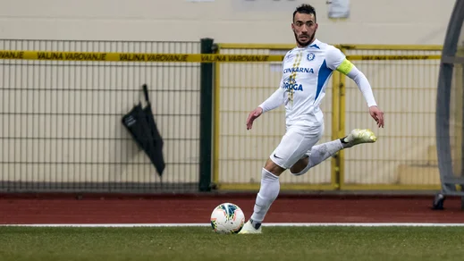 Fotografija: Mitja Lotrič je v odlični formi in je v Domžalah dosegel že tretji spomladanski gol. FOTO: NK Celje