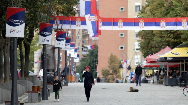 Fotografija: Zahodni Balkan izgublja demografsko vojno, odseljevanje mladih lahko prizadene njegov razvoj. FOTO: Reuters