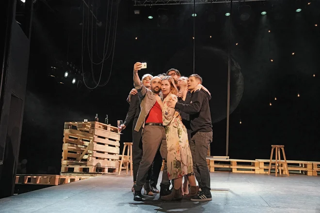Popolni tujci, Drama SNG Maribor FOTO: Damjan Švarc