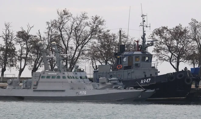 Kijev zaradi ruske agresije uvaja vojne razmere. FOTO: Reuters 