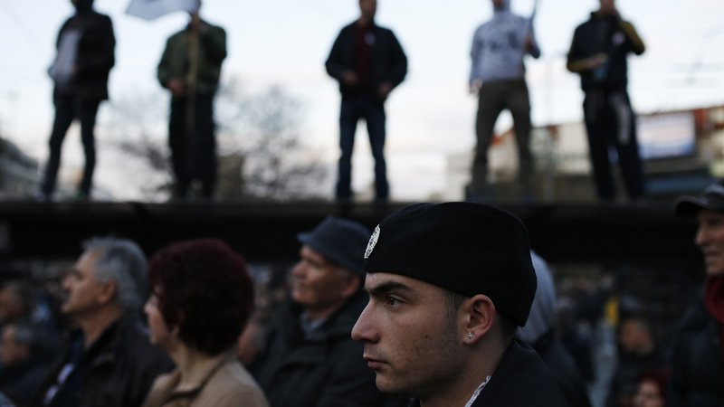 Fotografija: Protest v podporo srbskemu ultranacionalističnemu politiku Vojislavu Šešlju pred štirimi leti v Beogradu. Foto: Reuters