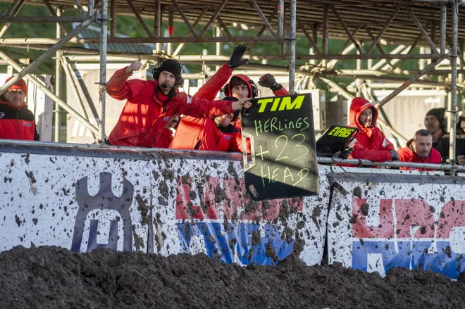 Gajser je v prvi vožnji zasenčil konkurenco. FOTO: HRC