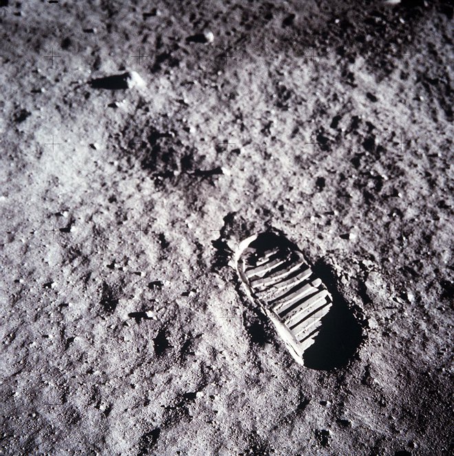 Odtis čevlja na Luni FOTO: Nasa