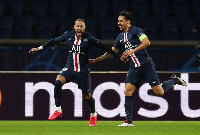 Takole sta se prvega pariškega gola veselila rojaka Neymar in Marquinhos. FOTO: Reuters