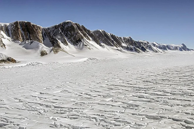 Ledenik na Vzhodni Antarktiki FOTO: NASA/Michael Studinger&nbsp;
