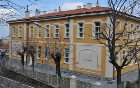 Večstopenjska šola Josipa Pangerca v Dolini pri Trstu sameva kot vse ostale šole v Italiji. Foto: Večstopenjska šola Josipa Pangerca