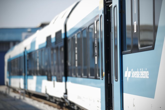 Pred pihodom v Slovenijo so vlak preskušali na Poljskem in v Avstriji. FOTO: Uroš Hočevar