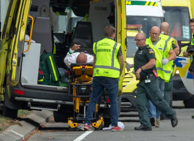 Strelski napad je pretresel Novo Zelandijo. FOTO: Stringer/Reuters