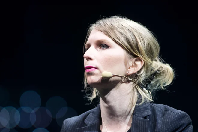 Žvižgačica Chelsea Manning je bila po letih za rešetkami včeraj izpuščena iz zapora. FOTO: Lars Hagberg/AFP