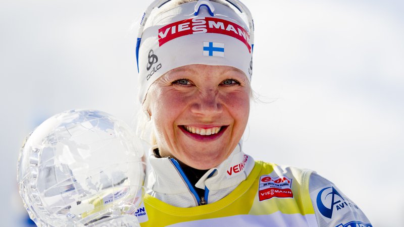 Fotografija: Ko se bo stanje v svetu normaliziralo, si želi finska šampionka Kaisa Mäkäräinen spet enkrat srečati s svojimi navijači. FOTO: Reuters