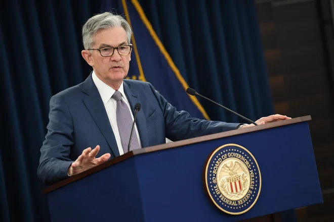 Voditelj Feda Jerome Powell na tiskovni konferenci tretjega marca. FOTO: Eric Baradat/AFP