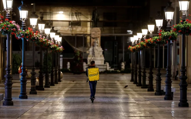 Prizor iz središča Malage. FOTO: Jon Nazca/Reuters