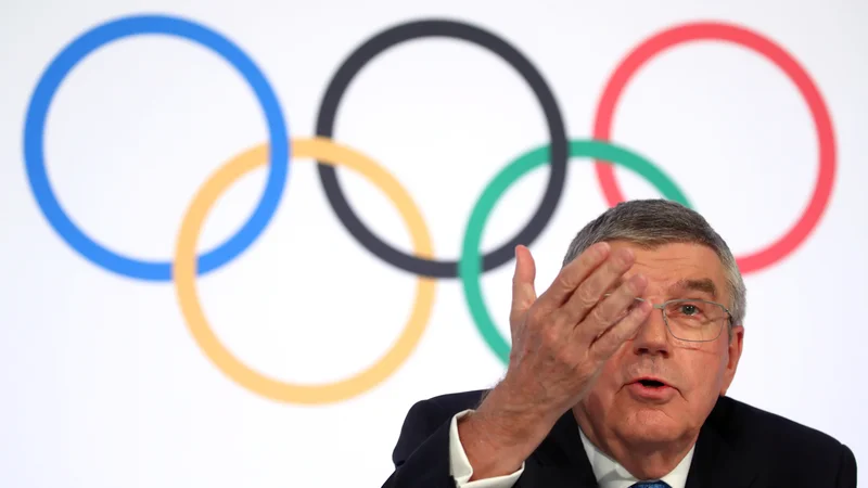Fotografija: Thomas Bach je sklical posebno videokonferenco z vodilnimi možmi mednarodnih športnih zvez. FOTO: Reuters