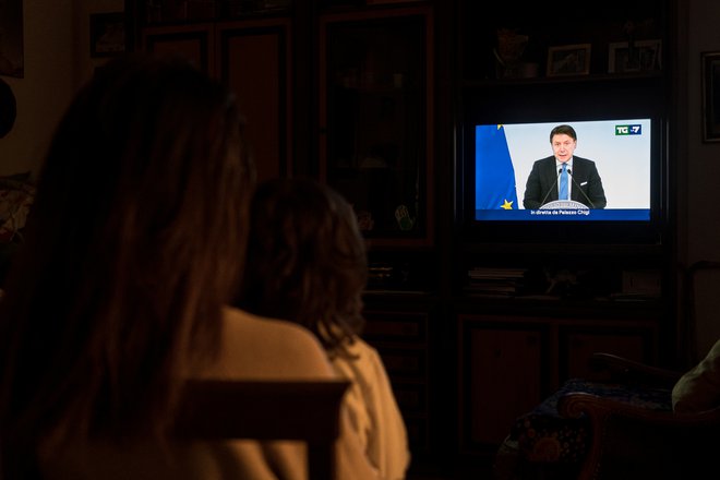 Vlada Giuseppeja Conteja ne bo imela druge izbire, kot da podaljša izredne ukrepe, ki veljajo v državi. Foto: Reuters