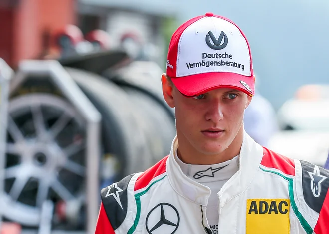 Mick Schumacher bo konec tedna testiral formulo 2 v Abu Dabiju. FOTO: Reuters
