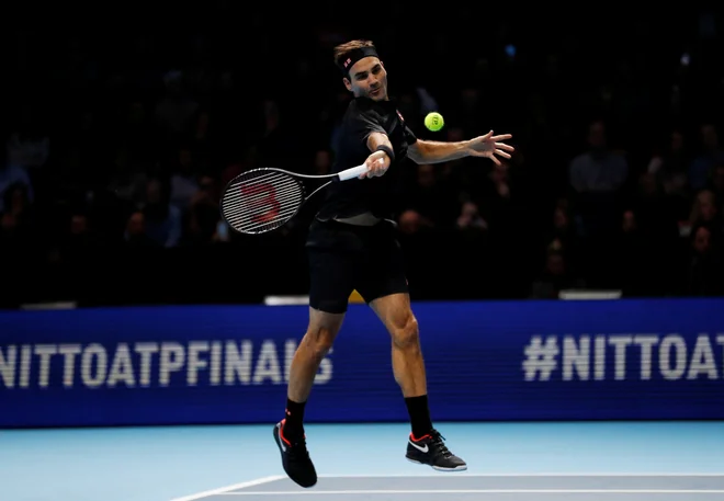 Roger Federer pri svojih 38 letih še vedno ohranja visoke cilje. FOTO: Reuters