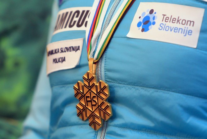 Pot do Ilkinega naslova svetovne prvakinje v smuku ni bila lahka: "Pred SP v St. Moritzu 2017 smo si rekli: Ah, to bomo vzeli kot navadno tekmo. Pa sploh ne gre tako!" je razmišljala Črnkova. FOTO: Tadej Regent/Delo