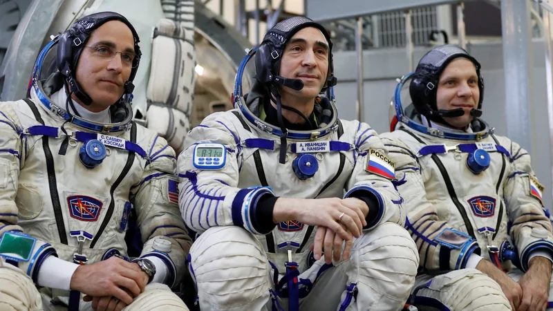 Fotografija: Na mednarodno postajo bodo predvidoma 9. aprila poleteli Nasin astronavt Chris Cassidy ter ruska kozmonavta Anatolij Ivanišin in Ivan Vagner. FOTO: Reuters