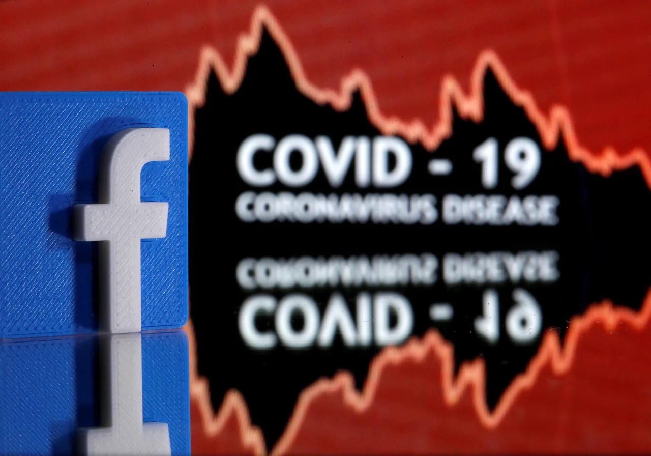 Fotografija: Zaradi koronavirusa Facebook poka po šivih. FOTO: Dado Ruvic/Reuters