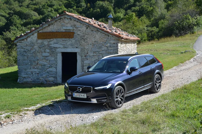 Volvo bo klical na popravilo. FOTO:&nbsp; Gašper Boncelj