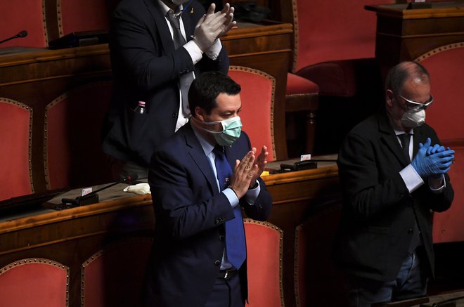 Matteo Salvini med današnjim zasedanjem italijanskega senata. Foto: REUTERS/Alberto Lingria