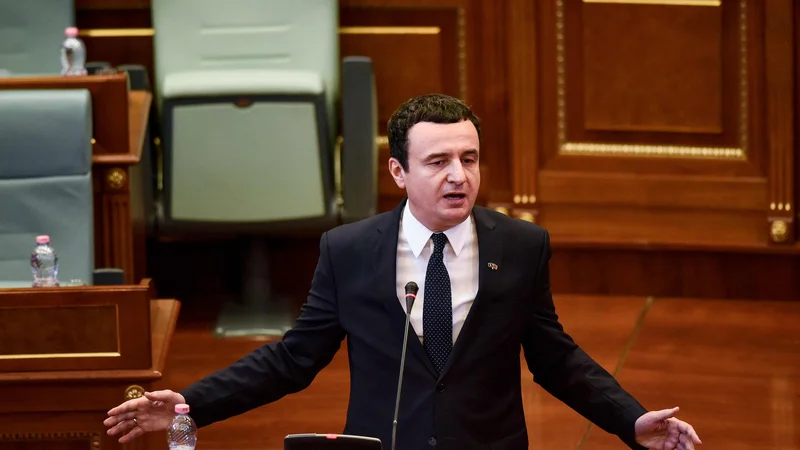 Fotografija: Parlament je izglasoval nezaupnico vladi Albina Kurtija. Foto: AFP
