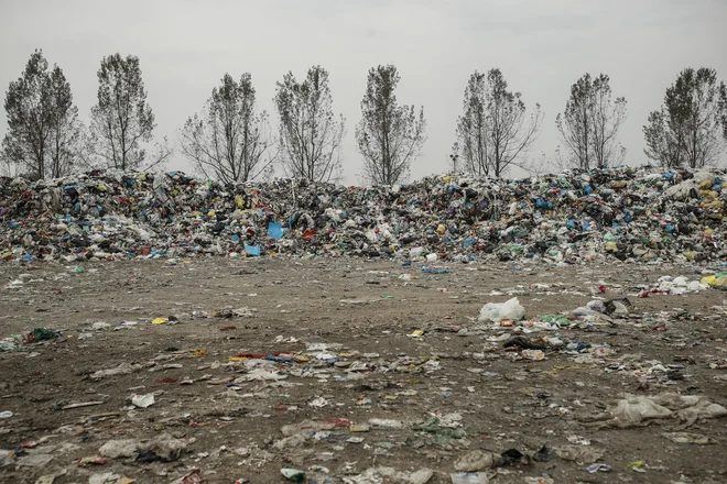 Komunalna podjetja ne morejo zagotavljati niti osnovne požarne varnosti. FOTO: Uroš Hočevar/Delo