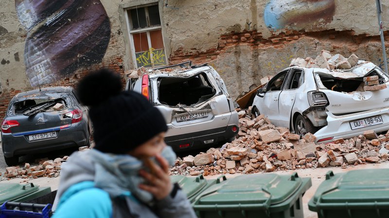 Fotografija: Epicenter potresa na Hrvaškem je bil 16 kilometrov severno od Zagreba na globini desetih kilometrov. Foto: Antonio Bronić/Reuters