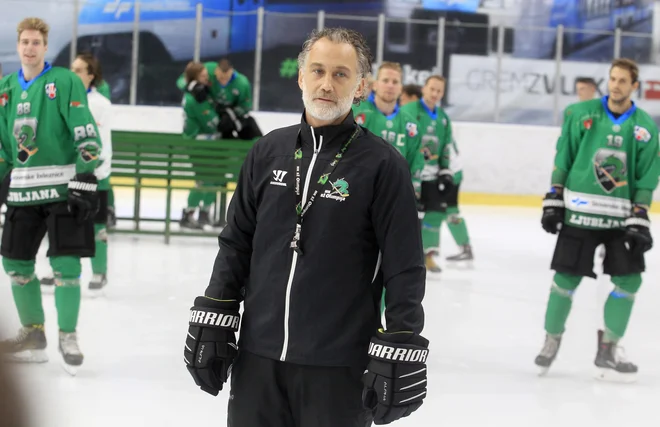 Olimpijin trener Jure Vnuk si obeta, da bo kmalu začel obirati sadove dobrega dela na pripravah. FOTO: Roman Šipić