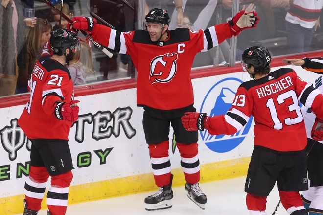 Kyle Palmieri je na začetku sezone nesporno prvo ime New Jerseya. FOTO: Reuters