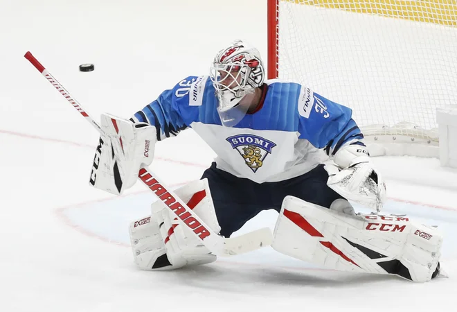 Kevin Lankinen je zablestel na SP na Slovaškem. FOTO: Reuters