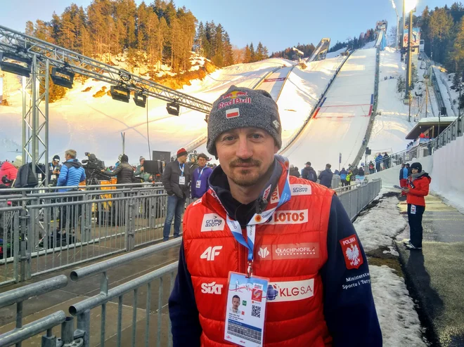 Adam Malysz je zadovoljen s svojo vlogo pri poljski smučarski zvezi, pri kateri opravlja vlogo športnega direktorja za skoke in nordijsko kombinacijo. FOTO: Miha Šimnovec